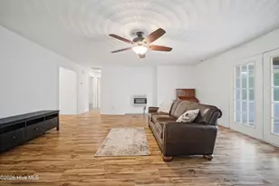 105 Binnacle Ct, Elizabeth City, NC 27909 - Photo 8