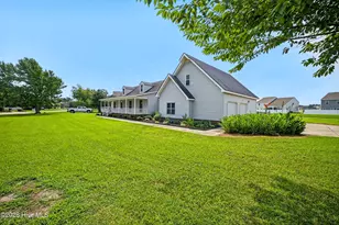 105 Binnacle Ct, Elizabeth City, NC 27909 - Photo 4