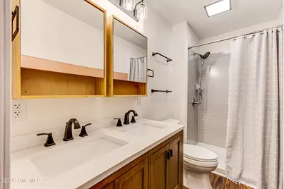 139 NE 18th Street, Oak Island, NC 28465 - Photo 10