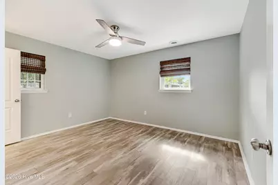 139 NE 18th Street, Oak Island, NC 28465 - Photo 8