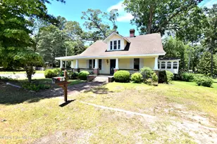 101 N 7th St, Pinetops, NC 27864 - Photo 4