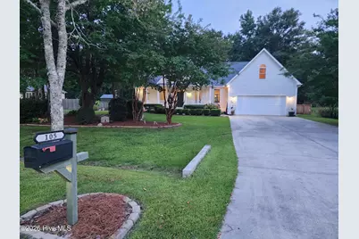 105 Travis Drive, Beaufort, NC 28516 - Photo 2
