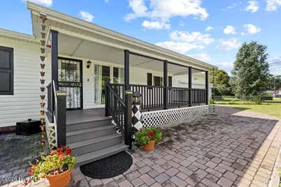 2828 Easy Street, Newport, NC 28570 - Photo 2