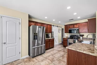 102 Pinyon Court, Jacksonville, NC 28546 - Photo 16