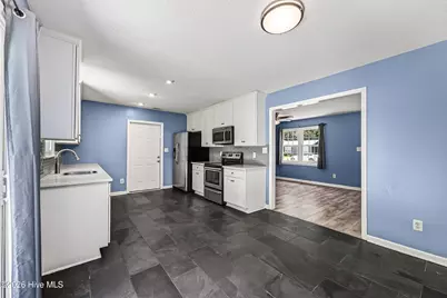 509 Redwood Place, Jacksonville, NC 28540 - Photo 8