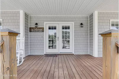 316 SE 79th Street, Oak Island, NC 28465 - Photo 4