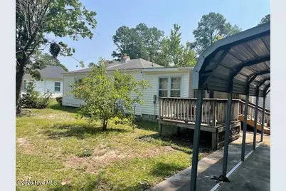 215 N 4th Street, Saint Pauls, NC 28384 - Photo 4