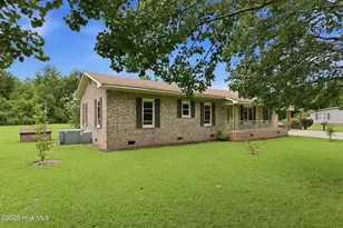 4045 Carver Moore Rd, Clarkton, NC 28433 - Photo 2