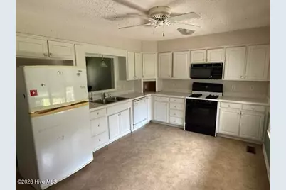 104 Knollwood Court, New Bern, NC 28562 - Photo 2