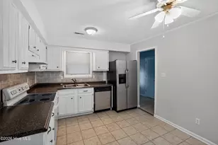 114 Shadow Brk Rd, Jacksonville, NC 28546 - Photo 8
