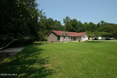 630 Greystone Avenue, Jacksonville, NC 28540 - Photo 4