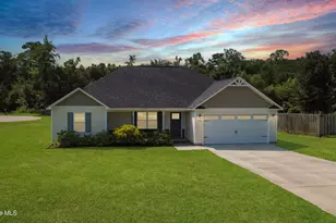 440 McCall Dr, Jacksonville, NC 28540 - Photo 1
