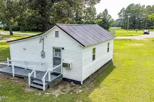 109 Revelle Park Ln, Murfreesboro, NC 27855 - Photo 2