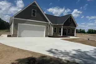 3128 Kelly Rd, Kinston, NC 28504 - Photo 1