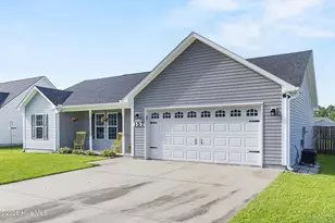 157 Christy Dr, Beulaville, NC 28518 - Photo 2