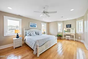 517 Canal Dr, Carolina Beach, NC 28428 - Photo 24