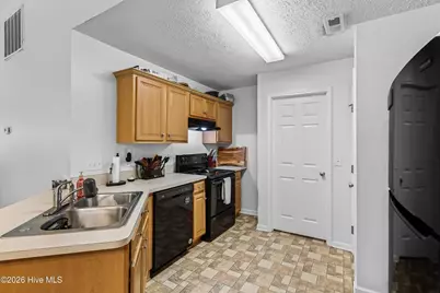 103 Butternut Circle, Jacksonville, NC 28546 - Photo 10