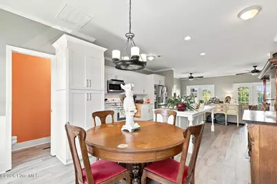 1800 Bay Street #206, Morehead City, NC 28557 - Photo 28