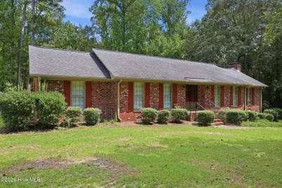111 Robin Road, Greenville, NC 27858 - Photo 2