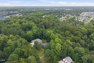 111 Robin Rd, Greenville, NC 27858 - Photo 56