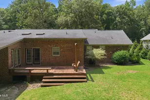 111 Robin Rd, Greenville, NC 27858 - Photo 10