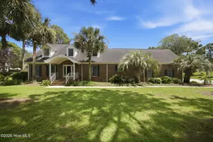 137 River Oaks Dr, Wilmington, NC 28412 - Photo 2