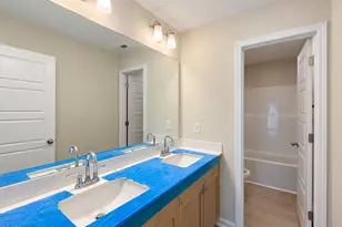 47 W Emily Gardens Dr, Selma, NC 27576 - Photo 12