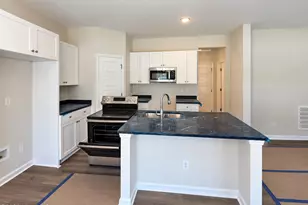 47 W Emily Gardens Dr, Selma, NC 27576 - Photo 6