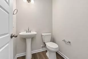 47 W Emily Gardens Dr, Selma, NC 27576 - Photo 10
