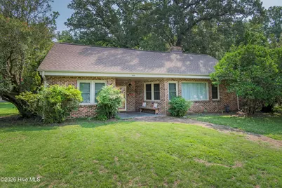 1605 Longview Avenue, Tarboro, NC 27886 - Photo 2