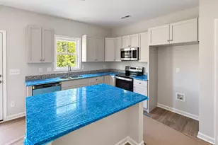 57 W Emily Gardens Dr, Selma, NC 27576 - Photo 6
