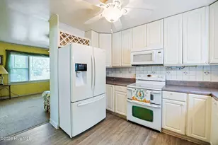 3701 E Oak Island Dr, Oak Island, NC 28465 - Photo 20