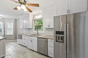 60 Carolina Shores Dr, Carolina Shores, NC 28467 - Photo 10