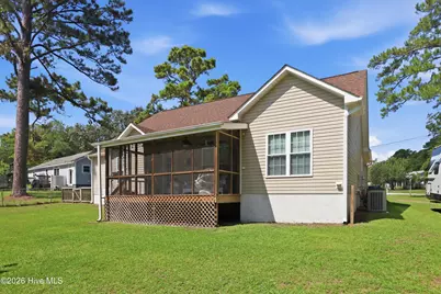 202 Fox Drive, Cape Carteret, NC 28584 - Photo 4