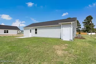 219 Rae St, Warsaw, NC 28398 - Photo 24