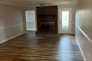 46 Upton Dr, Greenville, NC 27858 - Photo 2
