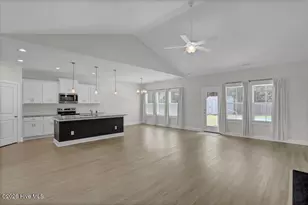 262 W Weatherbee Wy, Hampstead, NC 28443 - Photo 6