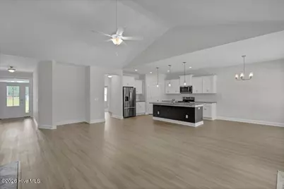 262 W Weatherbee Way, Hampstead, NC 28443 - Photo 4