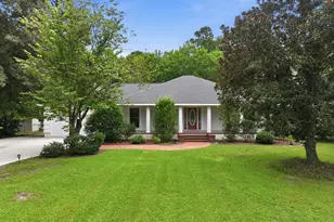 134 Longwood Dr, Stella, NC 28582 - Photo 2