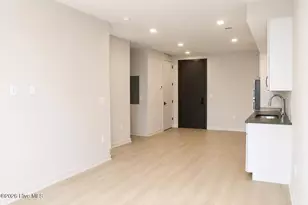 1108 Castle St, Wilmington, NC 28401 - Photo 2
