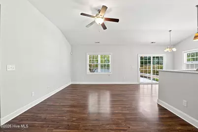 3154 Drew Avenue, New Bern, NC 28562 - Photo 8