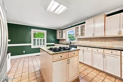 515 Crestline Boulevard, Greenville, NC 27834 - Photo 12