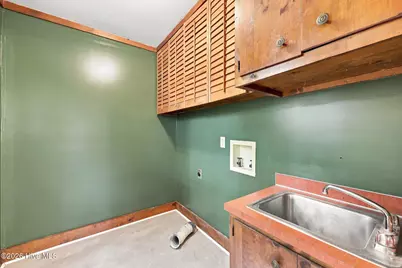 515 Crestline Boulevard, Greenville, NC 27834 - Photo 16