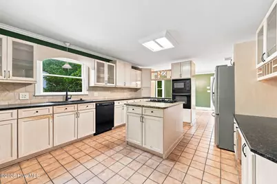 515 Crestline Boulevard, Greenville, NC 27834 - Photo 10