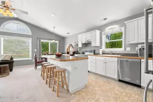 313 Sir Chandler Dr, Kill Devil Hills, NC 27948 - Photo 12