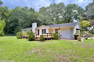 2778 Forrest Dr, Kinston, NC 28504 - Photo 4
