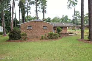 650 S May St, Southern Pines, NC 28387 - Photo 2