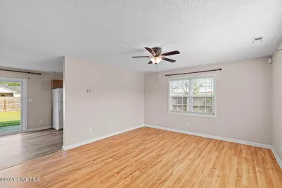 303 Mann Street, Hubert, NC 28539 - Photo 8