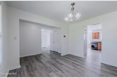 106 Chinkapin Court, Jacksonville, NC 28546 - Photo 6