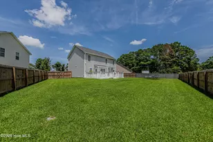106 Chinkapin Ct, Jacksonville, NC 28546 - Photo 16